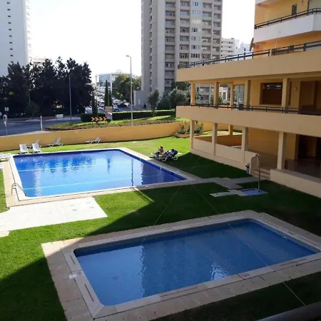 Apartamento Moderno Na Praia Da Rocha By Izi Boo Kings アパート ポルティマン